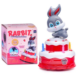 Интерактивная игрушка "Заяц на торте" в коробке